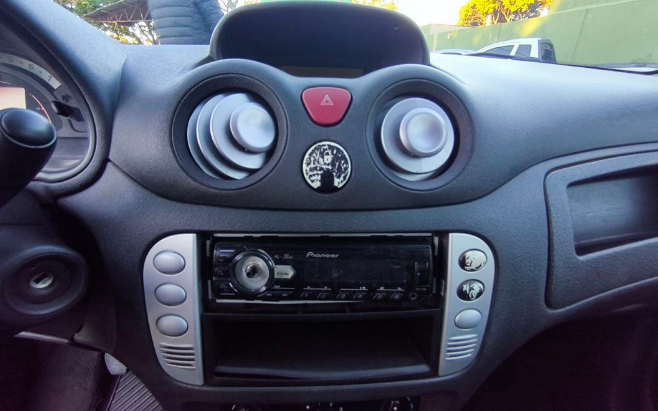 imagem-https://www.socarrao.com.br/sc-vehicle-images-prod/978112/1778611328071-SU1HXzIwMjYwNTExXzE2NDg0OSAoQ29weSkuanBn.jpg