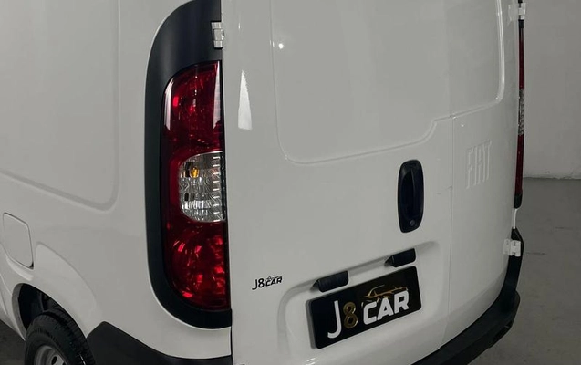 imagem-https://www.socarrao.com.br/sc-vehicle-images-prod/978129/1789134835205-7955628_18_B_a63a61f450.jpeg