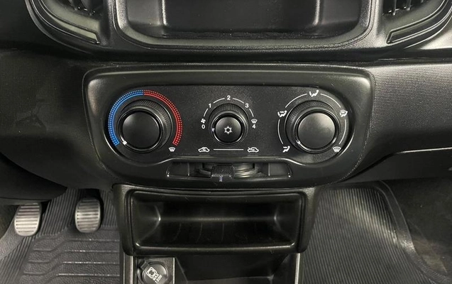 imagem-https://www.socarrao.com.br/sc-vehicle-images-prod/978129/1789134835219-7955628_11_B_168ee758b9.jpeg
