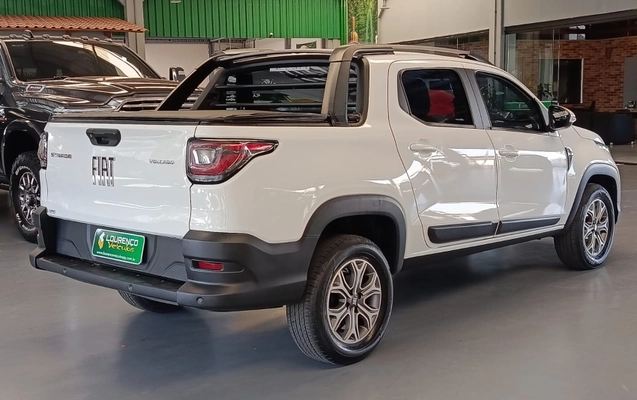 imagem-https://www.socarrao.com.br/sc-vehicle-images-prod/978147/1789843263575-uEnUQOPuQ4qXxgo3kzB76BiETPyrkufm.jpg