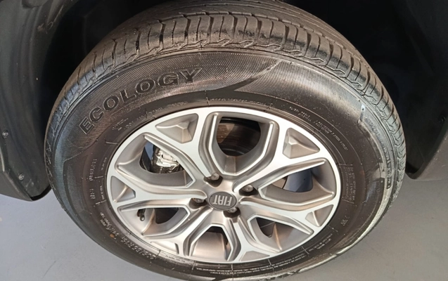 imagem-https://www.socarrao.com.br/sc-vehicle-images-prod/978147/1789843263588-S2tJkZiYqEQnHseTMy0WDD5GncddJ8Js.jpg