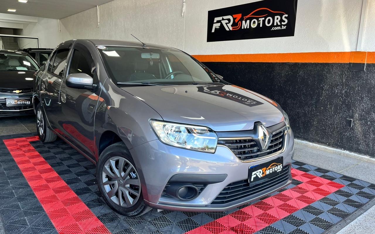 Renault Logan Zen Flex 1.6 16V 4p Mec. na cor Cinza no Gravataí / RS - 978180