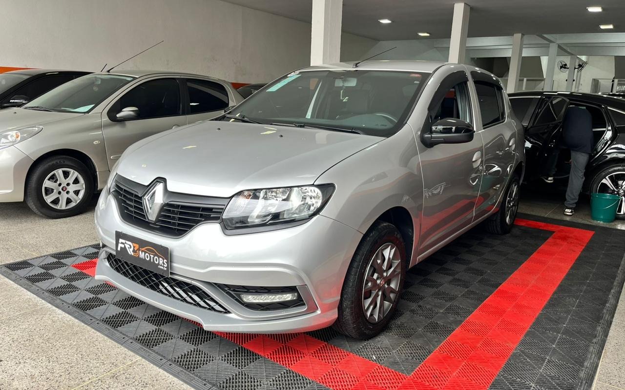 imagem-https://www.socarrao.com.br/sc-vehicle-images-prod/978209/1775068473336-V2hhdHNBcHAgSW1hZ2UgMjAyNi0wNC0wMSBhdCAxNS4yOC4wNi5qcGVn.jpeg