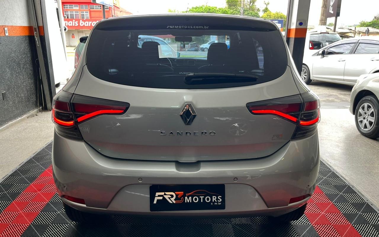 imagem-https://www.socarrao.com.br/sc-vehicle-images-prod/978209/1775068473572-V2hhdHNBcHAgSW1hZ2UgMjAyNi0wNC0wMSBhdCAxNS4yOC4wNS5qcGVn.jpeg