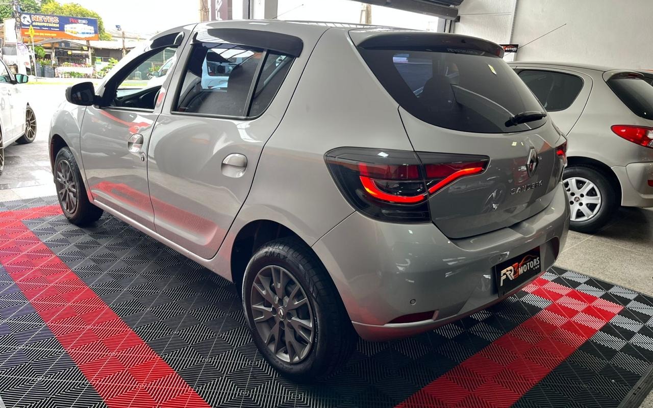 imagem-https://www.socarrao.com.br/sc-vehicle-images-prod/978209/1775068473622-V2hhdHNBcHAgSW1hZ2UgMjAyNi0wNC0wMSBhdCAxNS4yOC4wNCAoNSkuanBlZw.jpeg