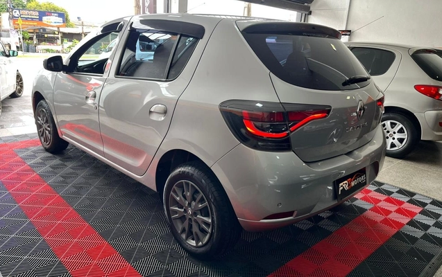 imagem-https://www.socarrao.com.br/sc-vehicle-images-prod/978209/1775068473622-V2hhdHNBcHAgSW1hZ2UgMjAyNi0wNC0wMSBhdCAxNS4yOC4wNCAoNSkuanBlZw.jpeg