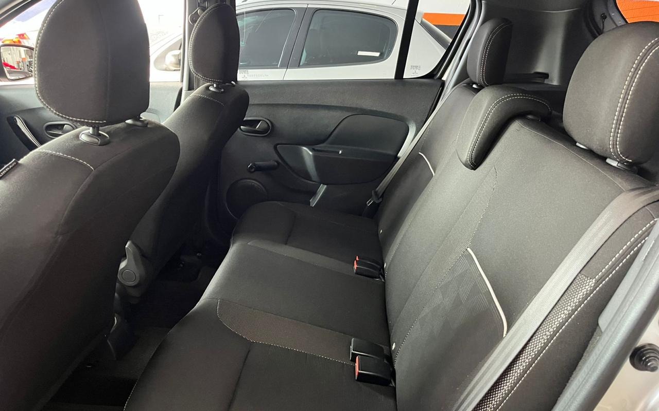 imagem-https://www.socarrao.com.br/sc-vehicle-images-prod/978209/1775068473687-V2hhdHNBcHAgSW1hZ2UgMjAyNi0wNC0wMSBhdCAxNS4yOC4wNCAoMikuanBlZw.jpeg