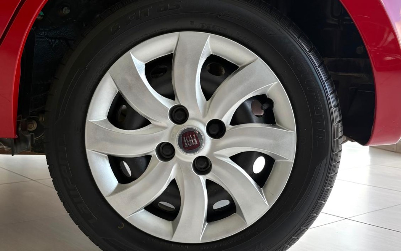 imagem-https://www.socarrao.com.br/sc-vehicle-images-prod/978274/1775069832453-V2hhdHNBcHAgSW1hZ2UgMjAyNi0wNC0wMSBhdCAwOS4yOC41OS5qcGVn.jpeg