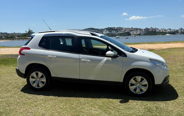 imagem-https://www.socarrao.com.br/sc-vehicle-images-prod/978287/1775070006350-003_11696eea66636b706e72ede45823251d.jpeg