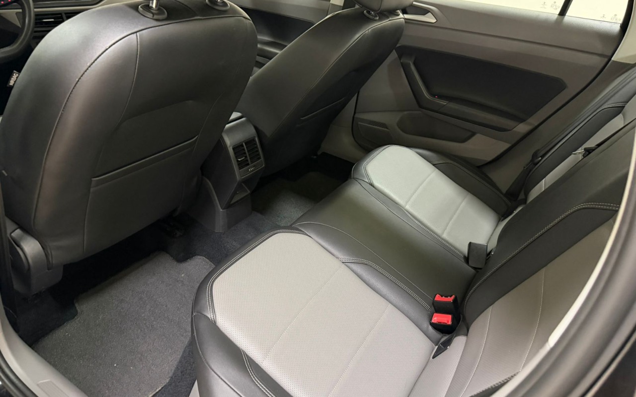imagem-https://www.socarrao.com.br/sc-vehicle-images-prod/978398/1775072572438-V2hhdHNBcHAgSW1hZ2UgMjAyNi0wMy0zMCBhdCAxNi4wNS4yMCAoNCkuanBlZw.jpeg