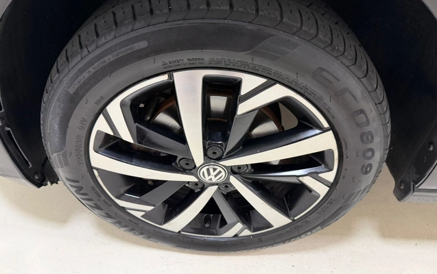 imagem-https://www.socarrao.com.br/sc-vehicle-images-prod/978398/1775072572865-V2hhdHNBcHAgSW1hZ2UgMjAyNi0wMy0zMCBhdCAxNi4wNS4yMSAoMykuanBlZw.jpeg
