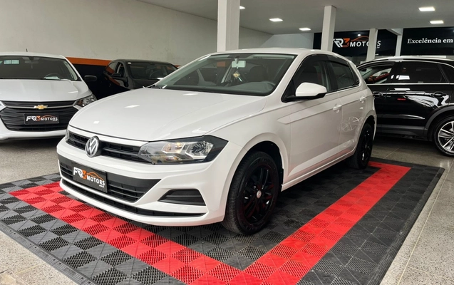 imagem-https://www.socarrao.com.br/sc-vehicle-images-prod/978440/1775073288364-V2hhdHNBcHAgSW1hZ2UgMjAyNi0wMy0zMCBhdCAwOS41Ni4wOCAoMykuanBlZw.jpeg