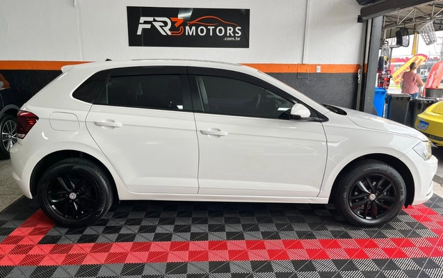 imagem-https://www.socarrao.com.br/sc-vehicle-images-prod/978440/1775073288535-V2hhdHNBcHAgSW1hZ2UgMjAyNi0wMy0zMCBhdCAwOS41Ni4wOCAoMSkuanBlZw.jpeg