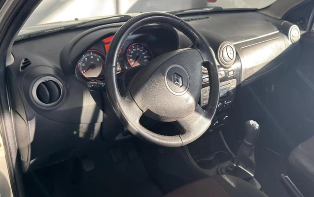imagem-https://www.socarrao.com.br/sc-vehicle-images-prod/978563/1785855234562-7956602_14_B_1a9a898164.jpeg