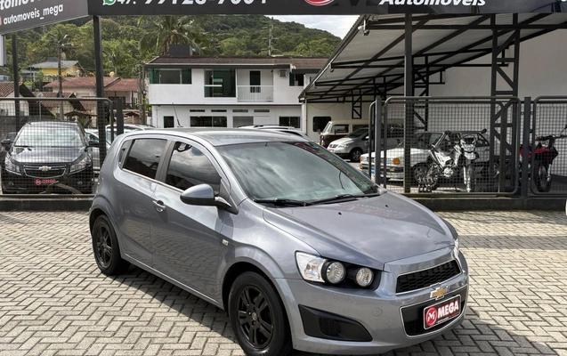 imagem-https://www.socarrao.com.br/sc-vehicle-images-prod/978838/1788204421656-3efbb67c32f5439e913769005d126cb3_1775084084231.jpg