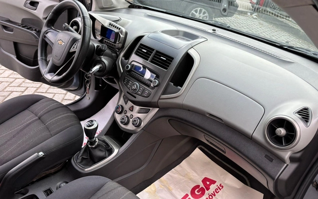 imagem-https://www.socarrao.com.br/sc-vehicle-images-prod/978838/1788204421689-44f04dcfa8324b208da8ba3c9929b496_1775084093269.jpg