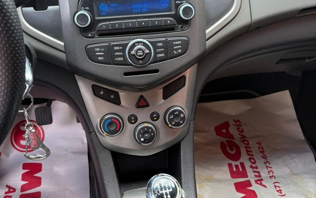 imagem-https://www.socarrao.com.br/sc-vehicle-images-prod/978838/1788204421695-e4152f7df80946159832ceb6788d4f21_1775084097583.jpg
