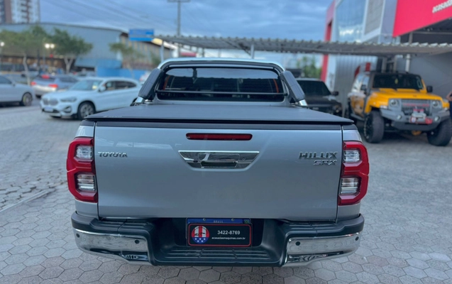imagem-https://www.socarrao.com.br/sc-vehicle-images-prod/979563/1775132218948-3f661272-b9e5-478e-9d0a-25453aeec2aa.jpg