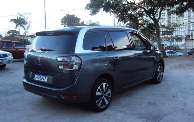 imagem-https://www.socarrao.com.br/sc-vehicle-images-prod/979588/1775132881538-RFNDMDA1NjIuSlBH.JPG