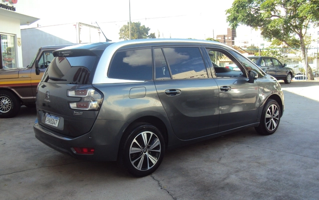 imagem-https://www.socarrao.com.br/sc-vehicle-images-prod/979588/1775132881808-RFNDMDA1MzcuSlBH.JPG