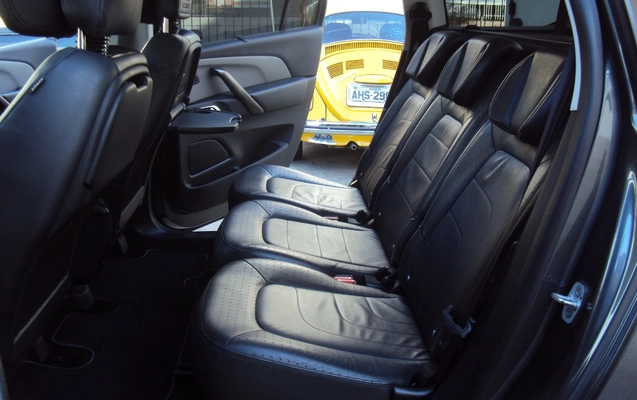 imagem-https://www.socarrao.com.br/sc-vehicle-images-prod/979588/1775133109386-RFNDMDA1NDcuSlBH.JPG