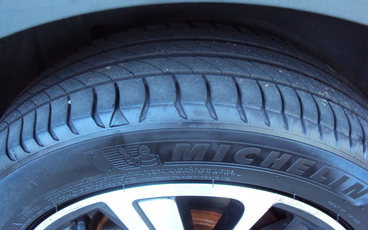 imagem-https://www.socarrao.com.br/sc-vehicle-images-prod/979588/1775133156493-RFNDMDA1NTYuSlBH.JPG