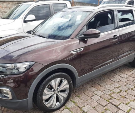 Volkswagen T-Cross 2020 Vermelho — foto 1 de 3