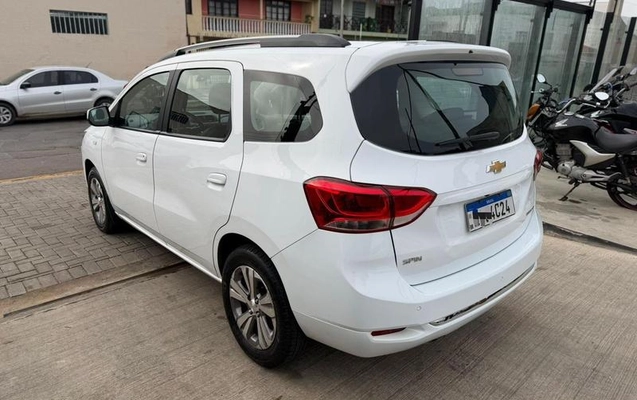 imagem-https://www.socarrao.com.br/sc-vehicle-images-prod/979622/1789223558307-7208398_10_B_3fbeb7bdf1.jpeg