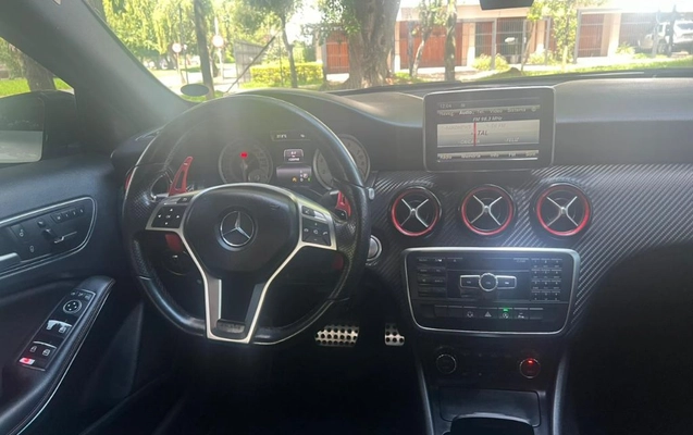 imagem-https://www.socarrao.com.br/sc-vehicle-images-prod/979645/1779031679908-gb-0fa095f.jpeg