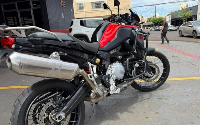 imagem-https://www.socarrao.com.br/sc-vehicle-images-prod/979720/1789558448048-7936717_7_B_7bff1456f9.jpeg