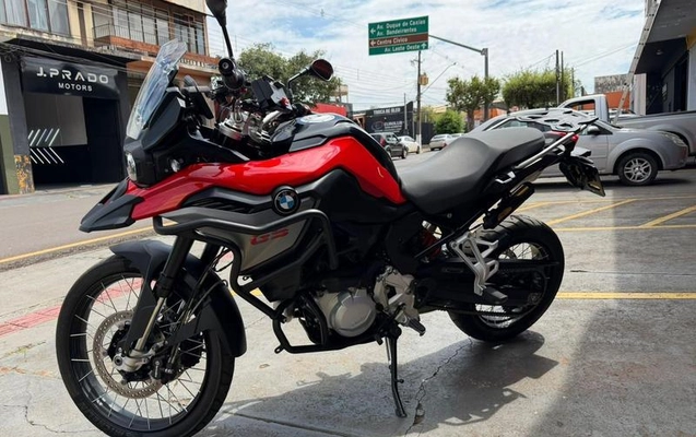 imagem-https://www.socarrao.com.br/sc-vehicle-images-prod/979720/1789558448050-7936717_3_B_8307b15dab.jpeg
