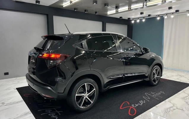imagem-https://www.socarrao.com.br/sc-vehicle-images-prod/979770/1789660412279-7954146_5_B_947f2a1b83.jpeg
