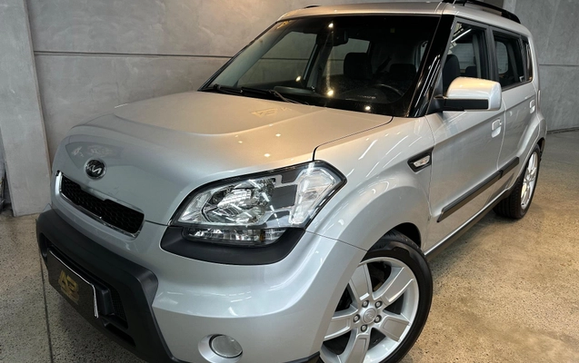 imagem-https://www.socarrao.com.br/sc-vehicle-images-prod/979776/1782311016221-2c025cb2b30841d9b768d4f26aed137c_1775137300923.jpeg