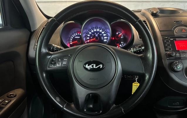 imagem-https://www.socarrao.com.br/sc-vehicle-images-prod/979776/1782311016225-a46a1bbf02524bdea6dc719486c12c2d_1775137309299.jpeg