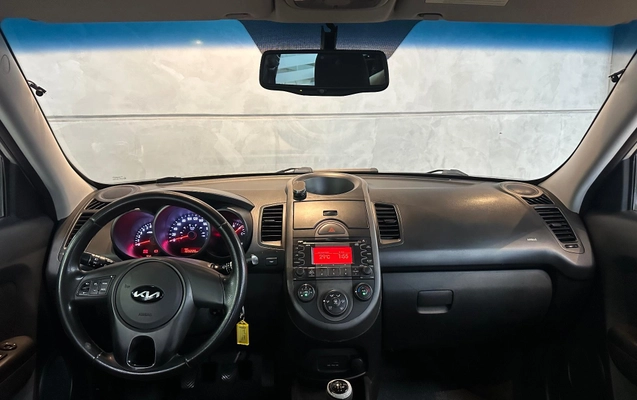imagem-https://www.socarrao.com.br/sc-vehicle-images-prod/979776/1782311016227-c18d79ebc0ff46f8b4f191b219426f27_1775137314675.jpeg