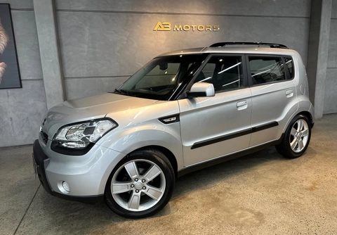 Kia SOUL 2010 Prata — foto 1 de 3