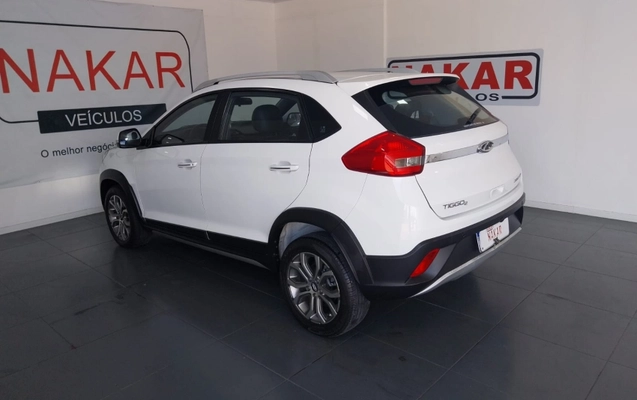 imagem-https://www.socarrao.com.br/sc-vehicle-images-prod/979791/1788292924424-nDchdeIhc3Ku9JQPeiLZ2E2Oz22XO7Uo.jpg