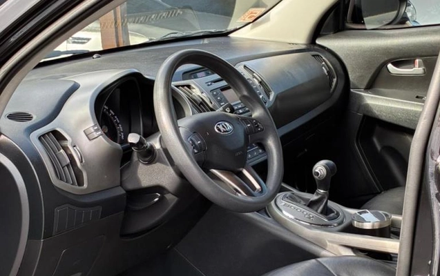 imagem-https://www.socarrao.com.br/sc-vehicle-images-prod/979816/1775138112969-694169ce72cb22cc8.jpeg