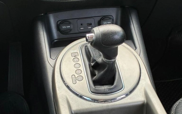 imagem-https://www.socarrao.com.br/sc-vehicle-images-prod/979816/1775138112972-694169ce72cce374a.jpeg