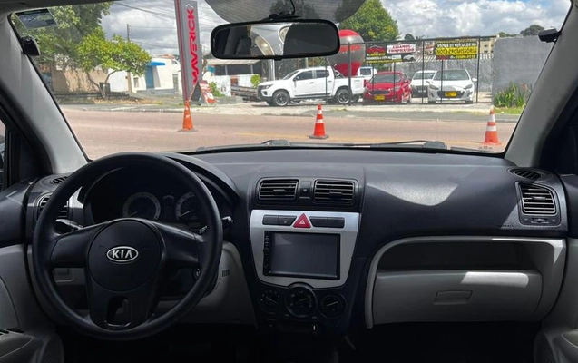 imagem-https://www.socarrao.com.br/sc-vehicle-images-prod/979860/1789487678473-7958143_3_B_64d0911fce.jpeg
