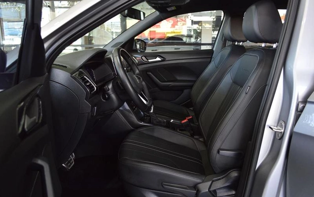 imagem-https://www.socarrao.com.br/sc-vehicle-images-prod/979873/1787836961785-7958204_11_B_1b9aa4d195.jpeg