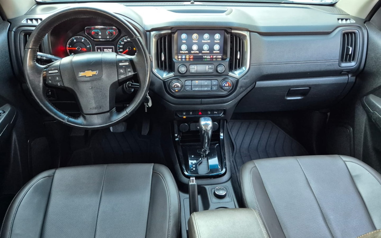 imagem-https://www.socarrao.com.br/sc-vehicle-images-prod/979934/1775140364337-V2hhdHNBcHAgSW1hZ2UgMjAyNi0wMy0yOCBhdCAxMS4wMy41Ny5qcGVn.jpeg