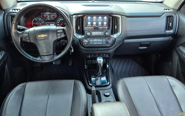 imagem-https://www.socarrao.com.br/sc-vehicle-images-prod/979934/1775140364337-V2hhdHNBcHAgSW1hZ2UgMjAyNi0wMy0yOCBhdCAxMS4wMy41Ny5qcGVn.jpeg