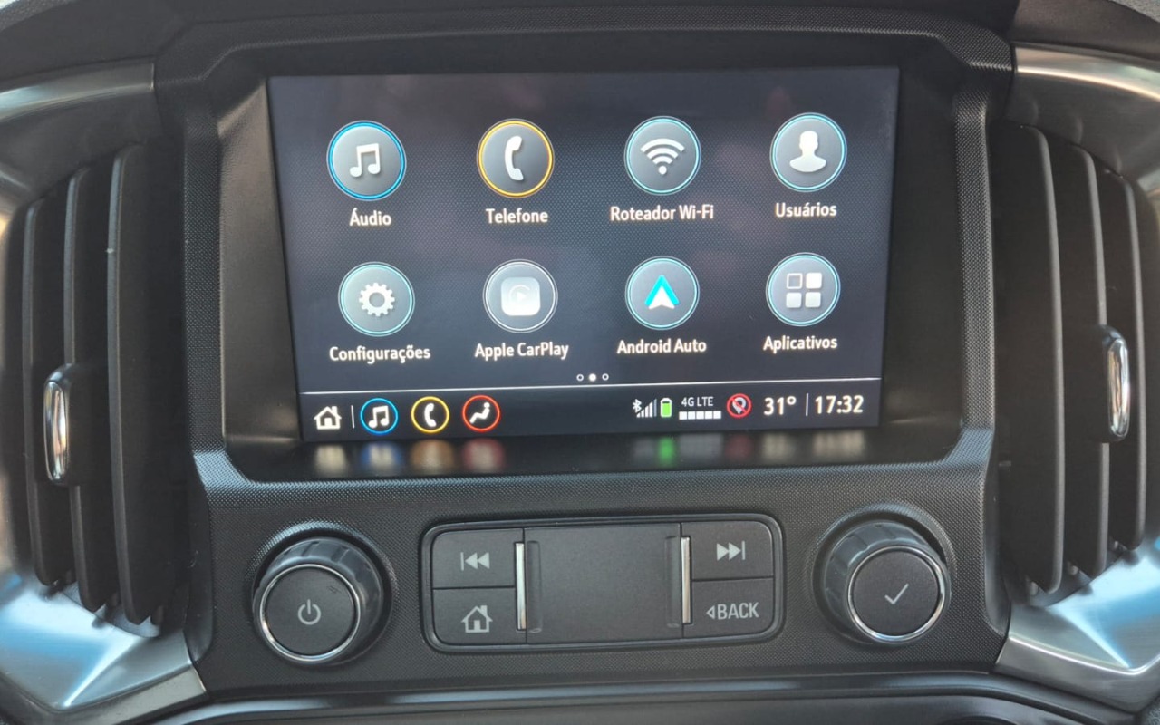 imagem-https://www.socarrao.com.br/sc-vehicle-images-prod/979934/1775140365091-V2hhdHNBcHAgSW1hZ2UgMjAyNi0wMy0yOCBhdCAxMS4wMy41OCAoMikuanBlZw.jpeg