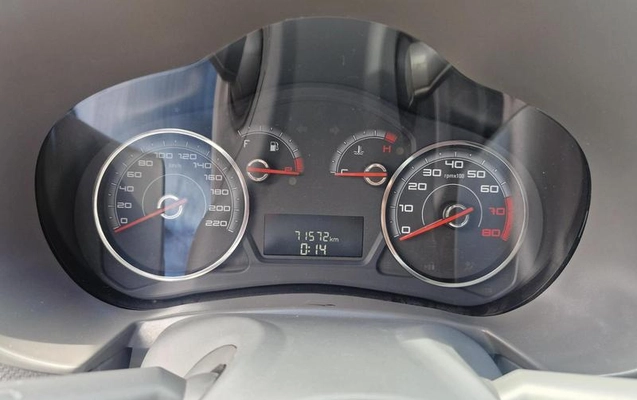 imagem-https://www.socarrao.com.br/sc-vehicle-images-prod/980083/1787235149358-7958565_10_B_f7c98a6165.jpeg