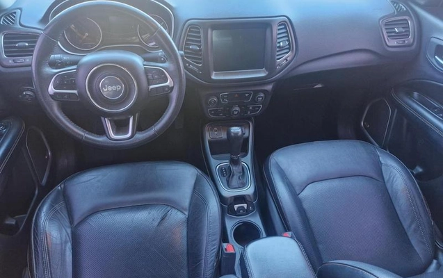 imagem-https://www.socarrao.com.br/sc-vehicle-images-prod/980086/1784732172998-7958549_8_B_e8eade8fee.jpeg