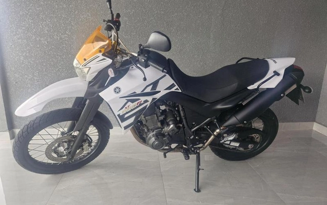 imagem-https://www.socarrao.com.br/sc-vehicle-images-prod/980112/1786035512831-7958051_8_B_6947d468c5.jpeg