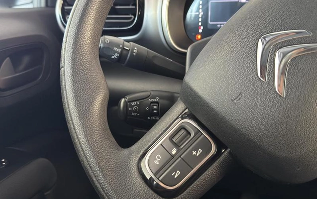 imagem-https://www.socarrao.com.br/sc-vehicle-images-prod/980408/1790884911722-7958638_22_B_dbc3f43e0f.jpeg