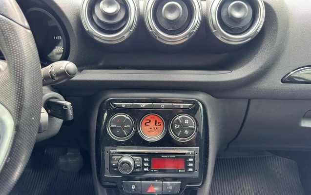 imagem-https://www.socarrao.com.br/sc-vehicle-images-prod/980444/1787167075612-7954248_0_B_02737f5db8.jpeg