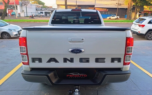 imagem-https://www.socarrao.com.br/sc-vehicle-images-prod/980695/1775153991943-Rk9SRCBSQU5HRVIgMi4yIFhMUyA0WDQgQ0QgRElFU0VMIEFVVE9Nw4FUSUNPIDIwMjIgQlJBTkNPIDcuanBn.jpg